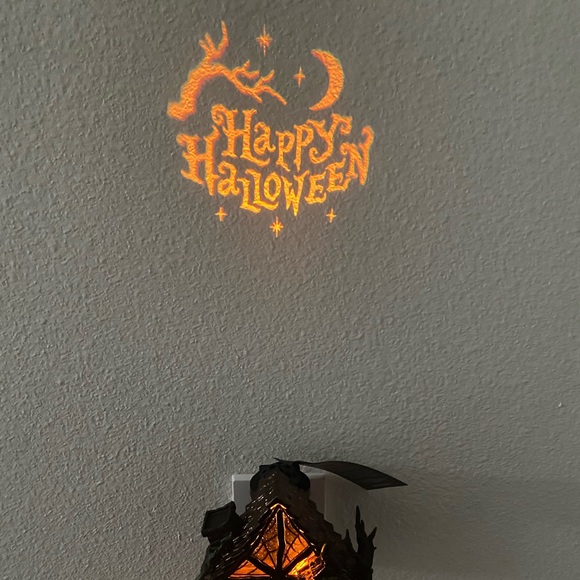 Bath and BodyWorks Witches Cottage Fragrance Plug-In - Picture 8 of 8